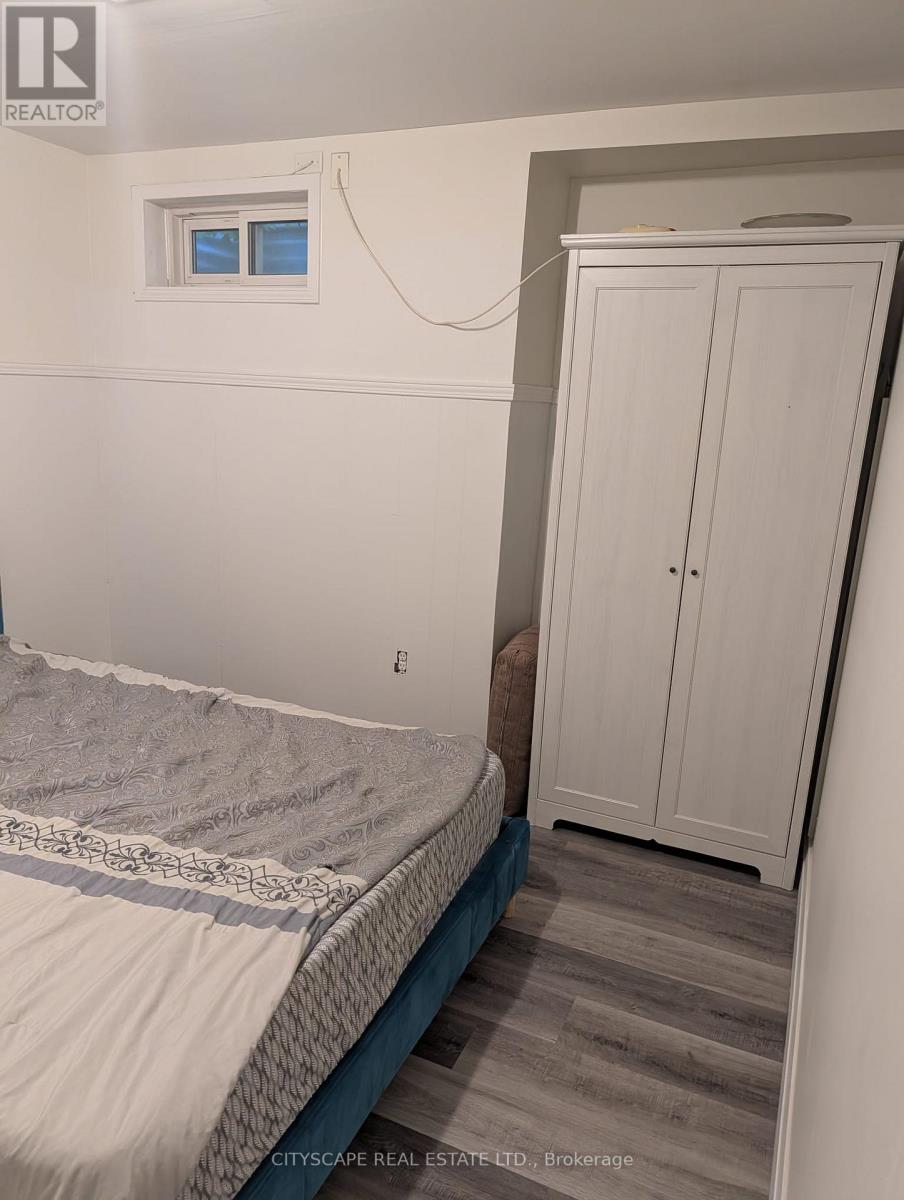 6393 Chaumont Crescent, Mississauga, Ontario  L5N 2M7 - Photo 5 - W13250904
