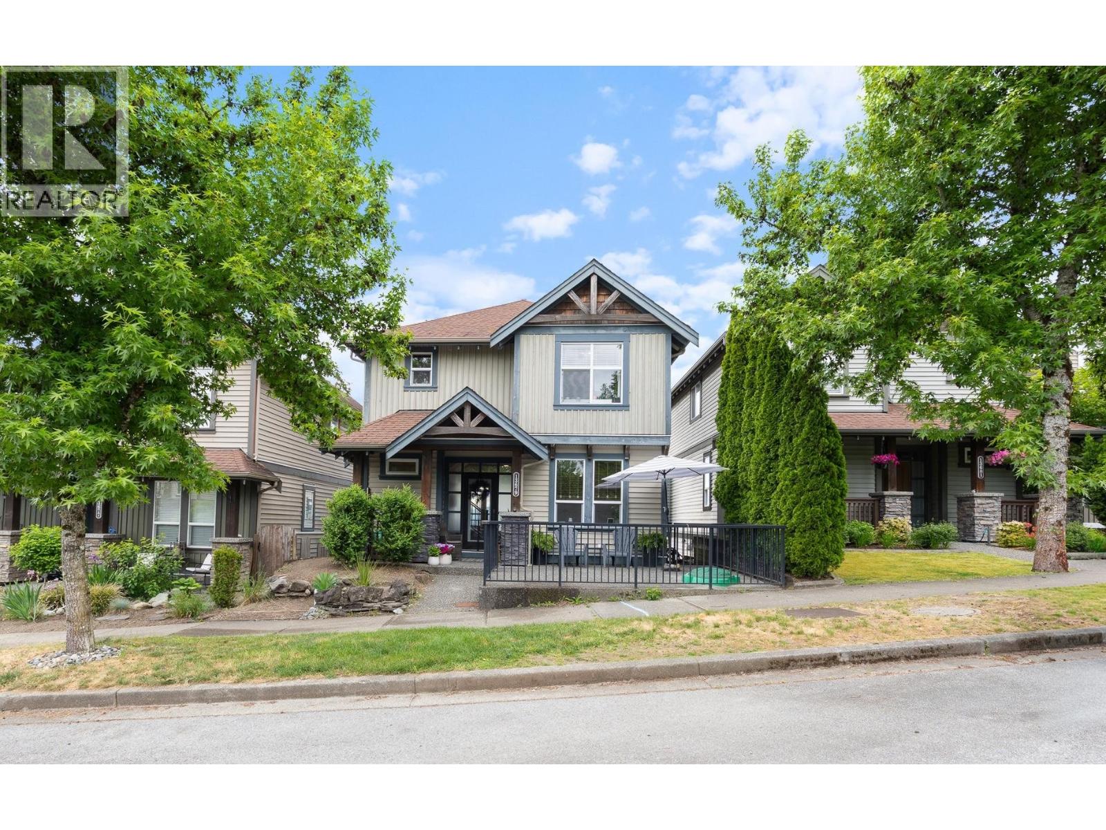 13679 BLAKE LOOP