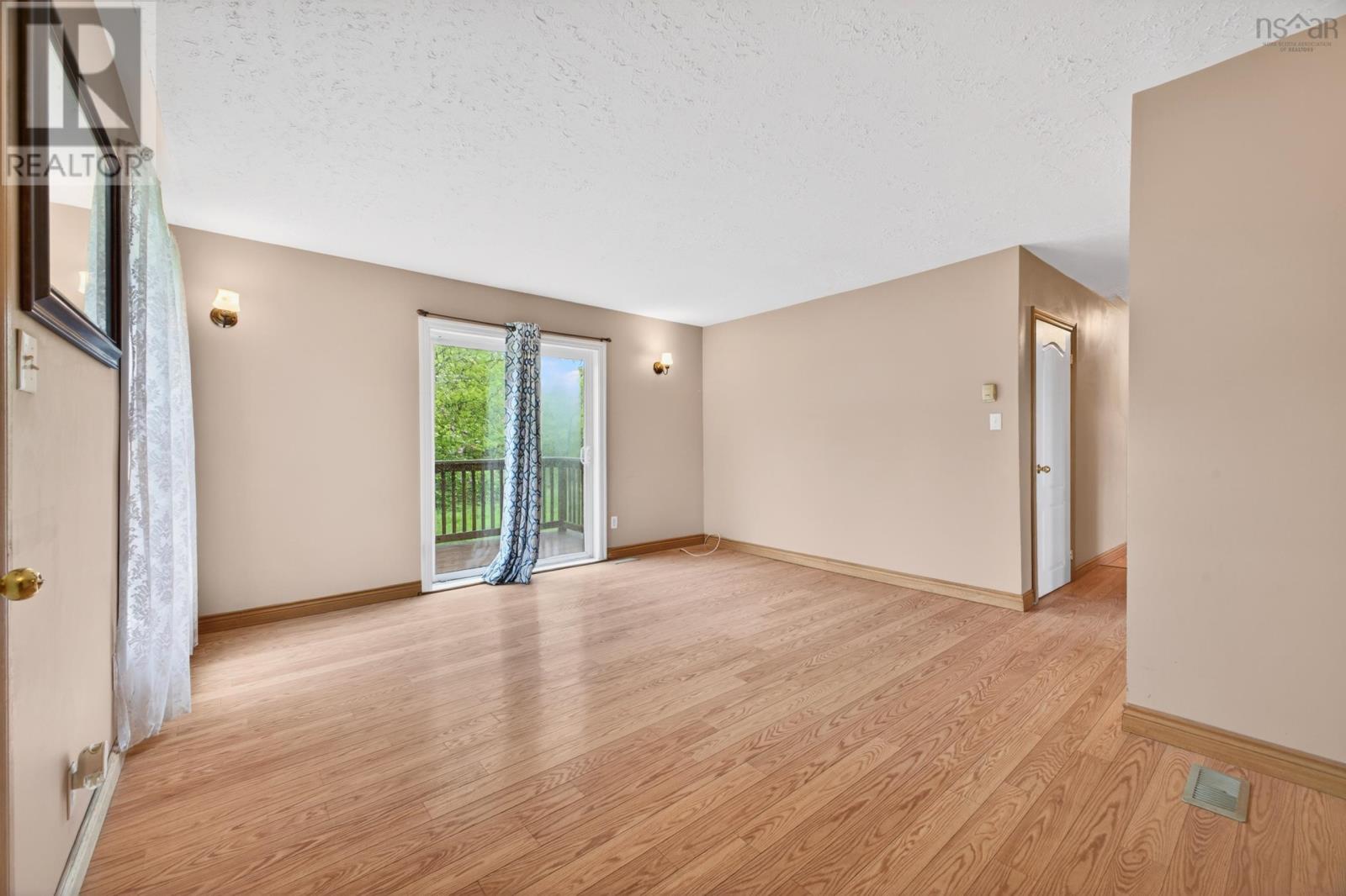 410 Auburn Avenue, Stellarton, Nova Scotia  B0K 2A0 - Photo 3 - 202613464