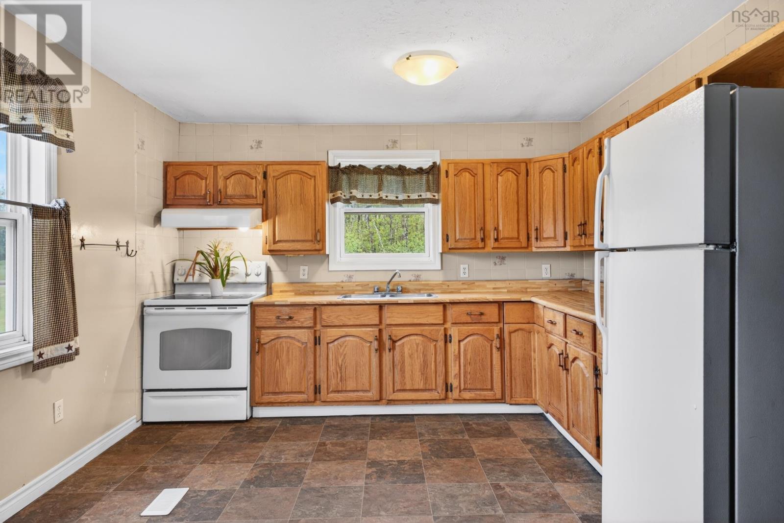 410 Auburn Avenue, Stellarton, Nova Scotia  B0K 2A0 - Photo 9 - 202613464