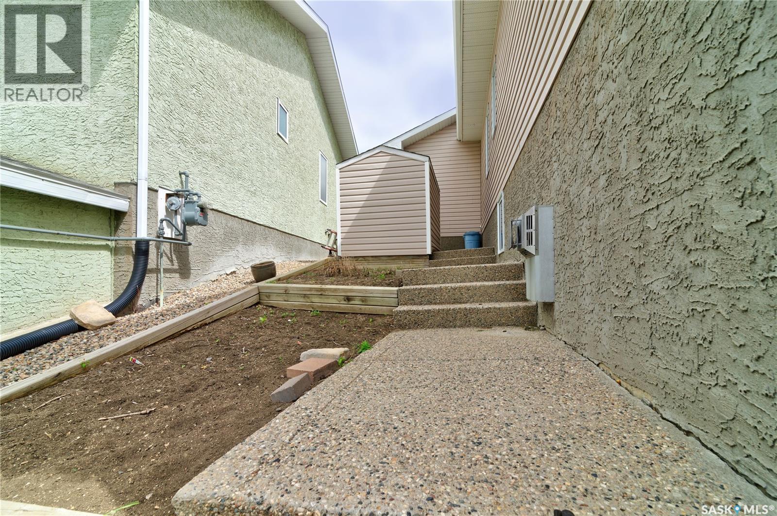3511 Bishop Crescent E, Regina, Saskatchewan  S4Z 1A6 - Photo 48 - SK038474