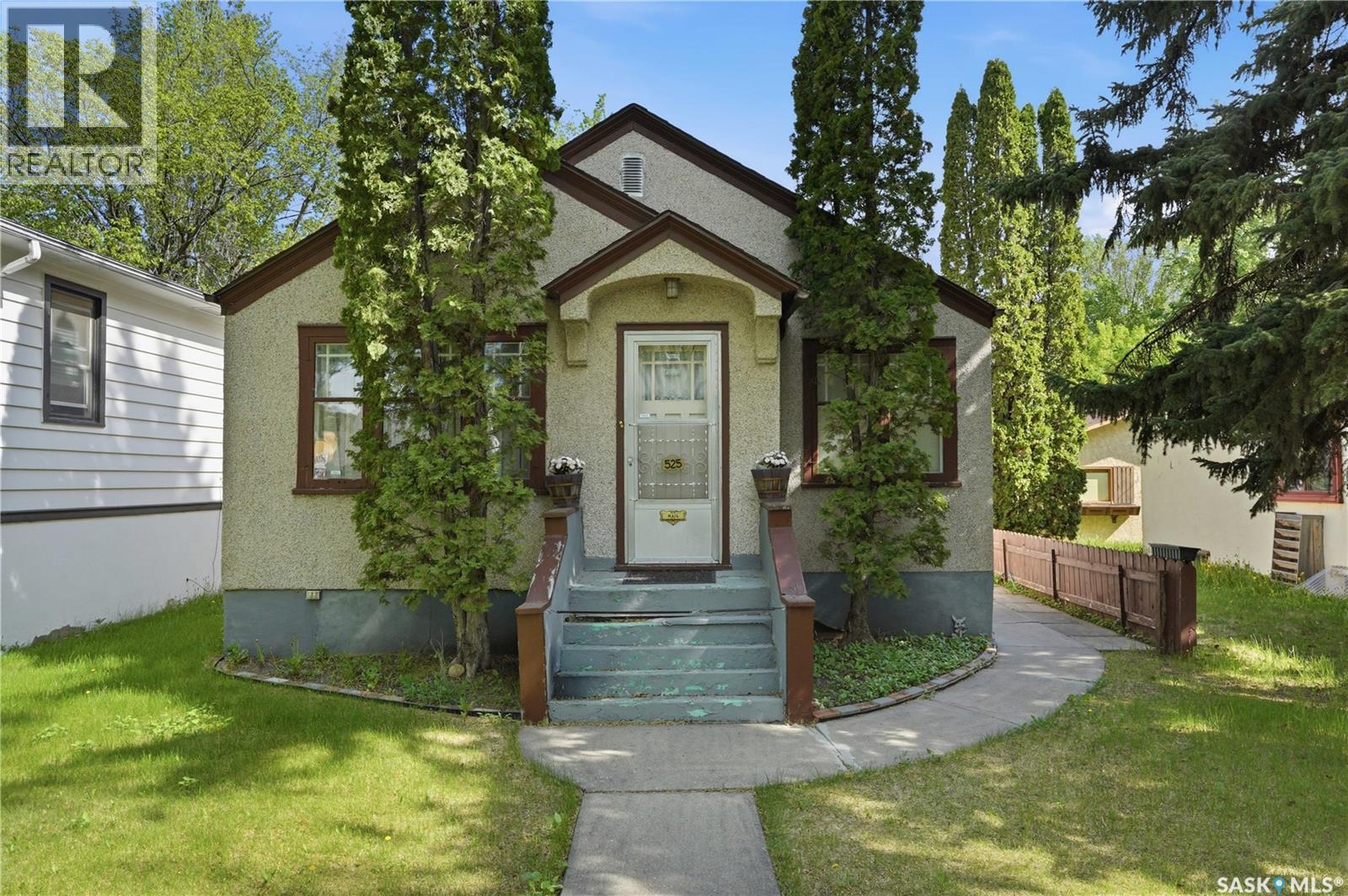 525 5th STREET E, Saskatoon, Saskatchewan