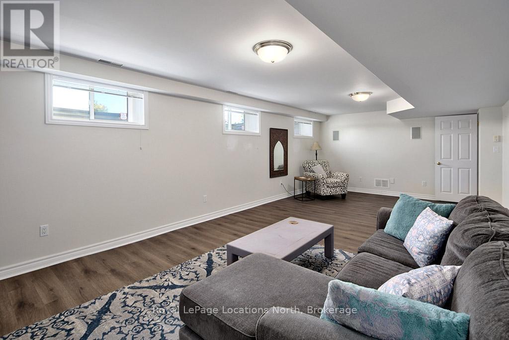 118 Matilda Street, Blue Mountains, Ontario  N0H 1J0 - Photo 19 - X13251324