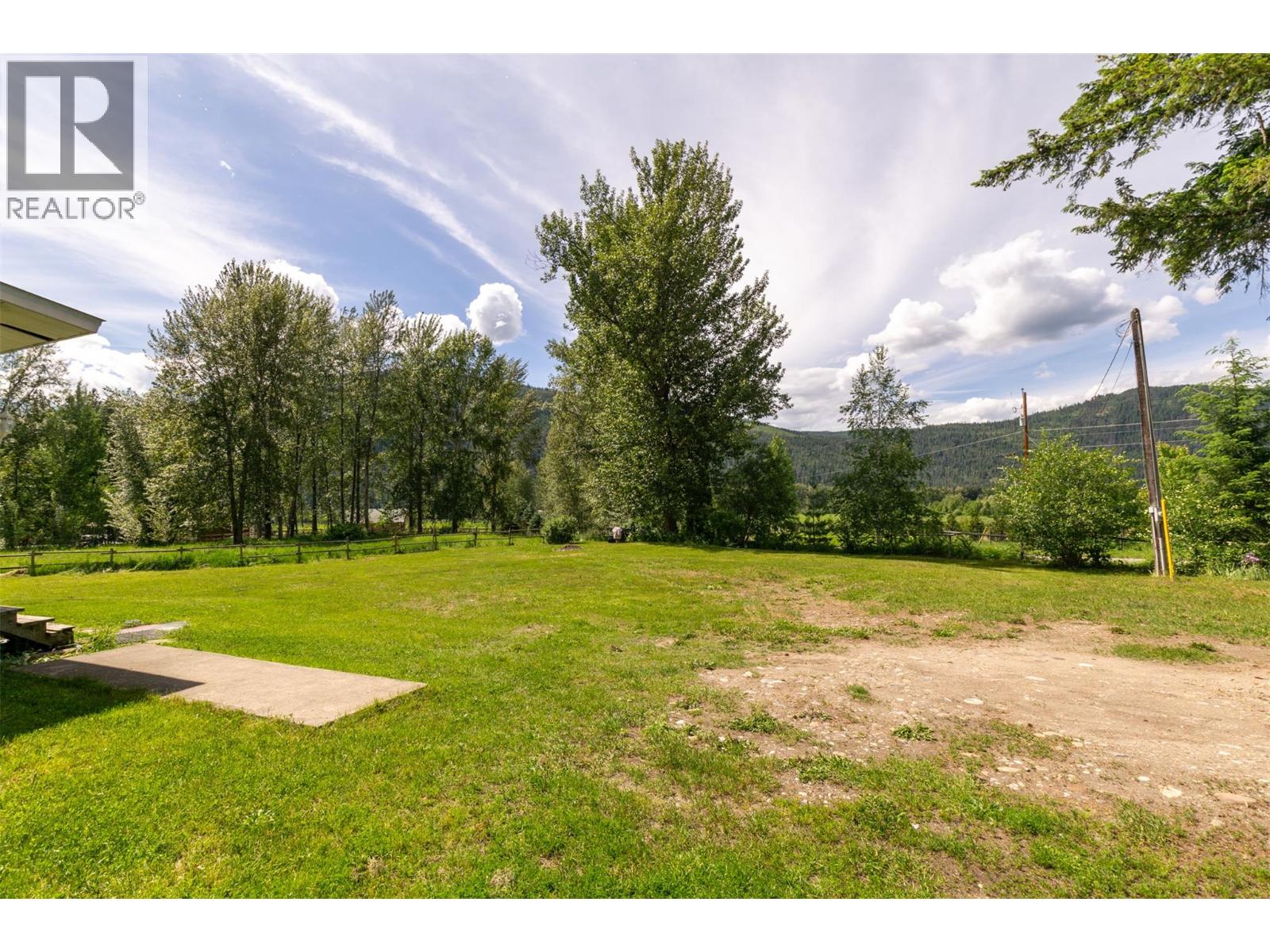 34 West Poirier Road, Mara, British Columbia  V0E 2K0 - Photo 34 - 10390122