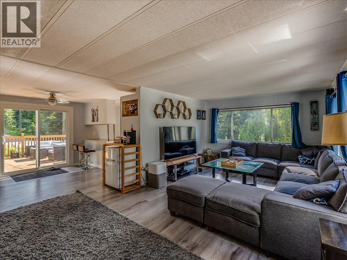 2875 Lower Six Mile Road, Nelson, British Columbia V1L 6L7 - Photo 5 - 10390151