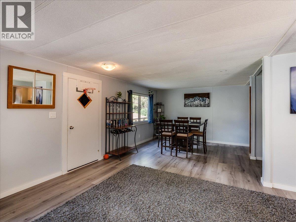 2875 Lower Six Mile Road, Nelson, British Columbia V1L 6L7 - Photo 8 - 10390151