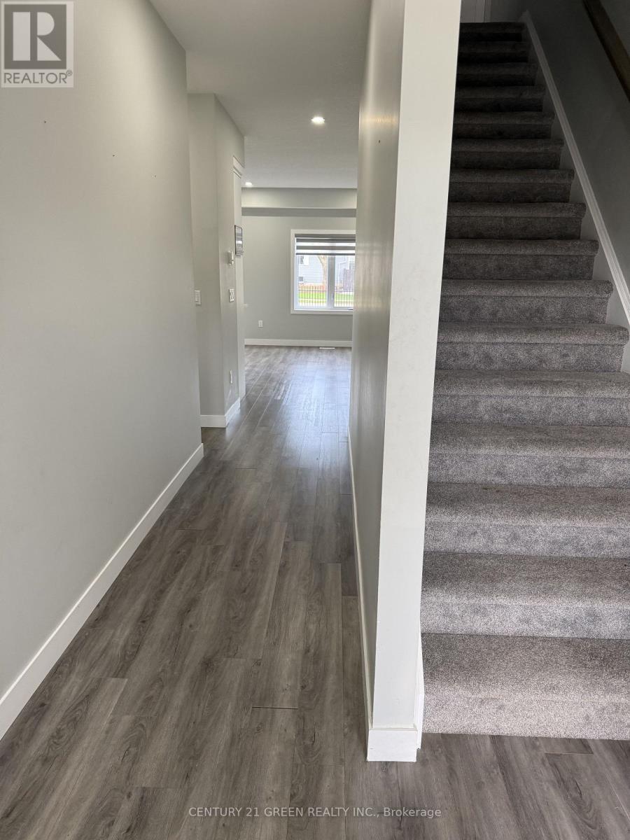 200 Hooper Street, St. Marys, Ontario  N4X 0A8 - Photo 3 - X13250582