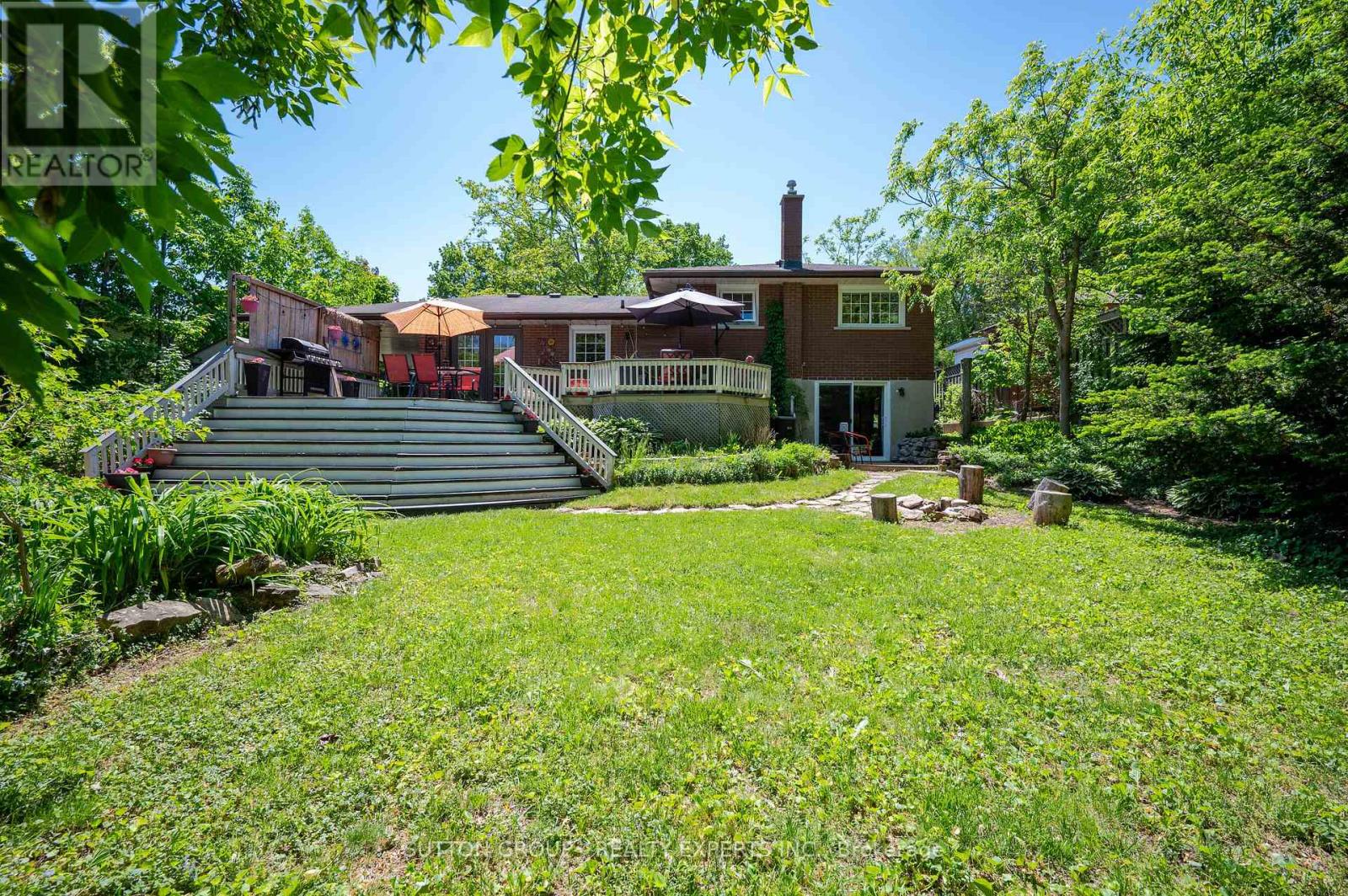 6 Gerrard Avenue, Cambridge, Ontario  N3C 2R6 - Photo 39 - X13250750
