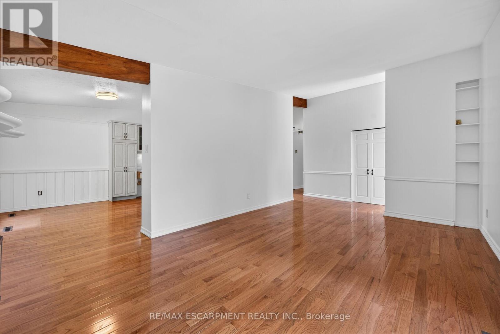 217 West 15th Street, Hamilton, Ontario  L9C 4B4 - Photo 12 - X13251090