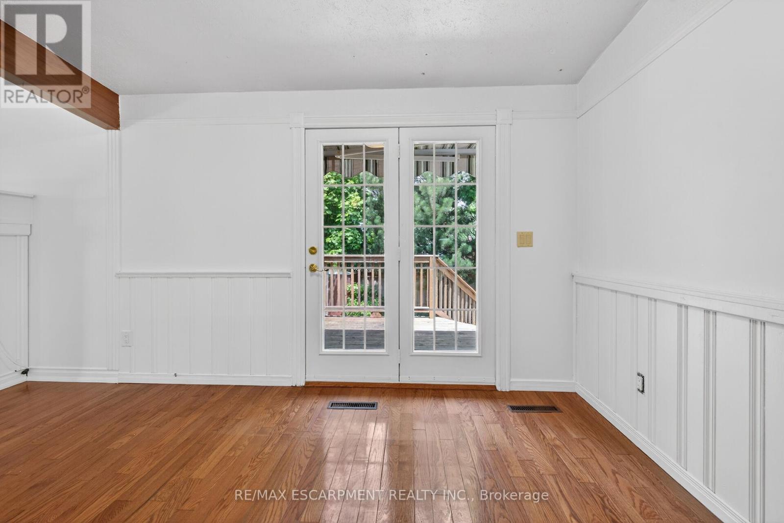 217 West 15th Street, Hamilton, Ontario  L9C 4B4 - Photo 18 - X13251090