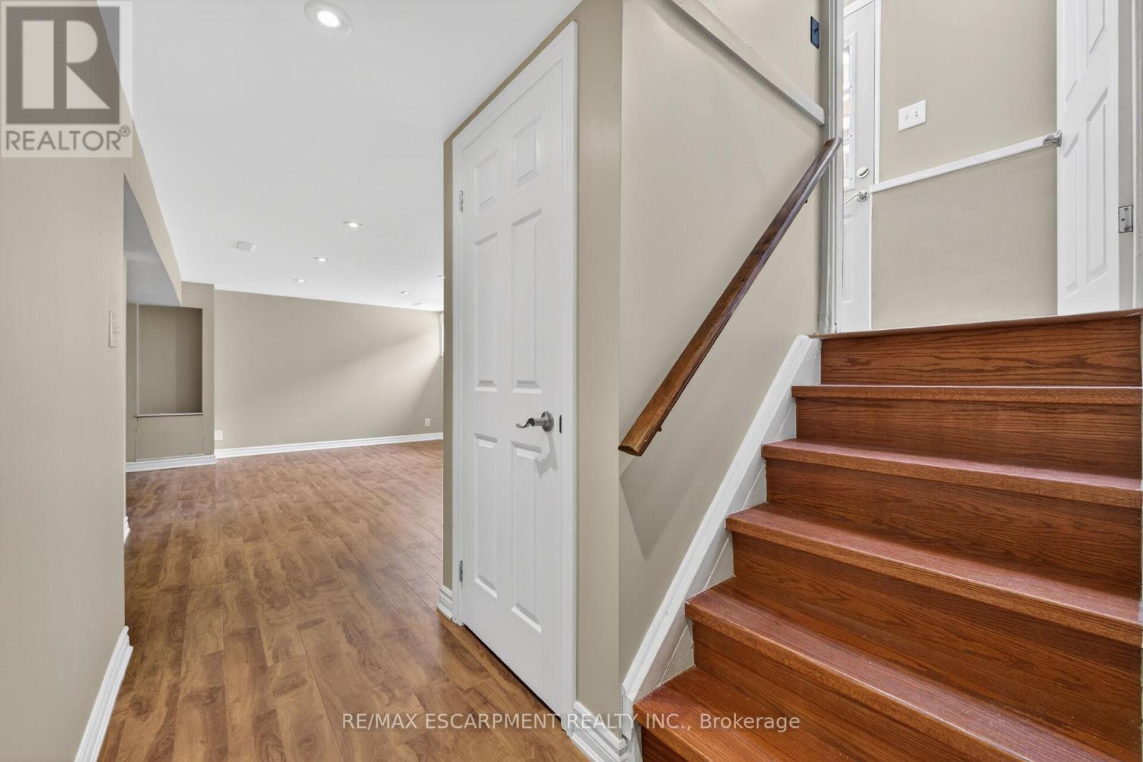 217 West 15th Street, Hamilton, Ontario  L9C 4B4 - Photo 27 - X13251090