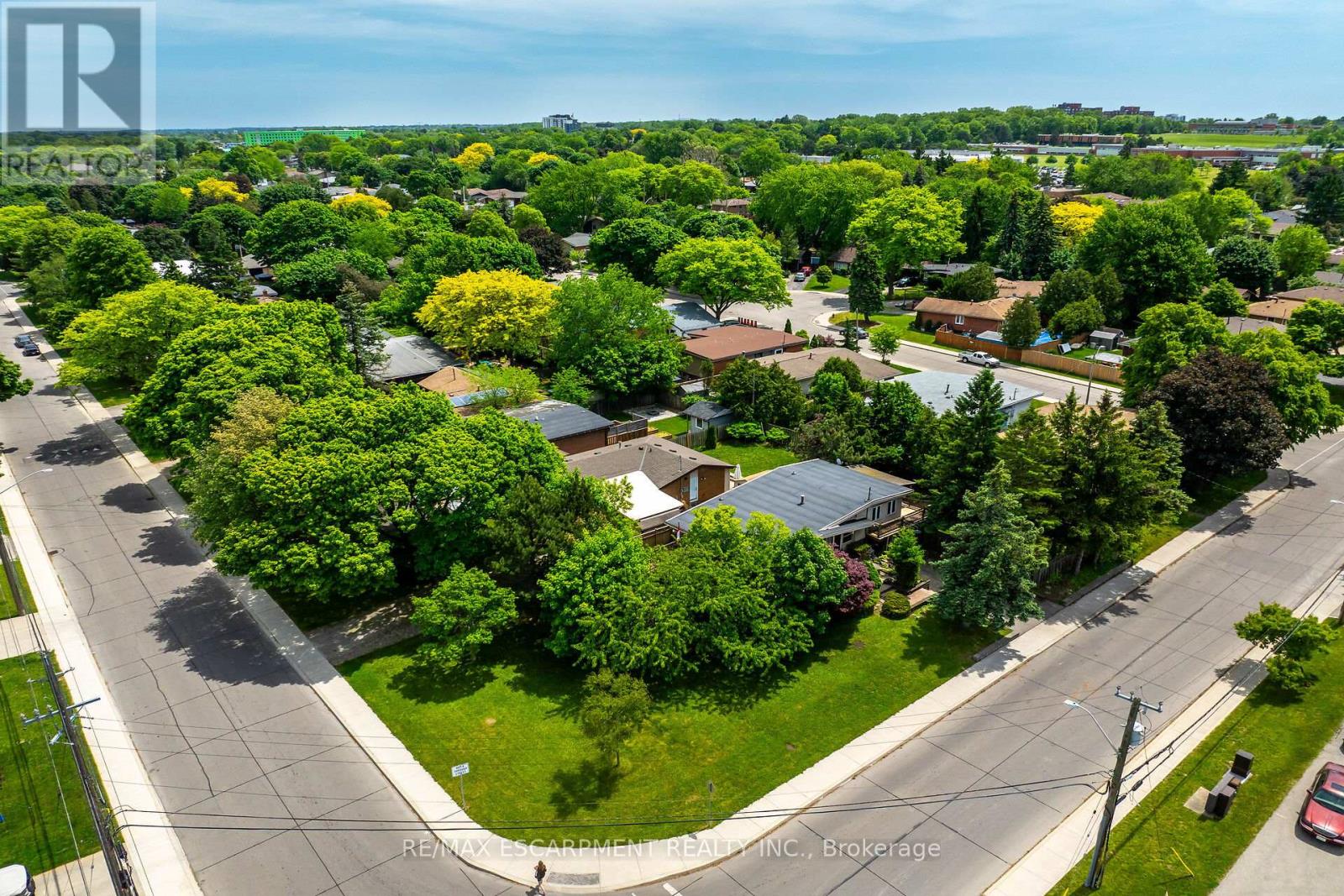 217 West 15th Street, Hamilton, Ontario  L9C 4B4 - Photo 45 - X13251090