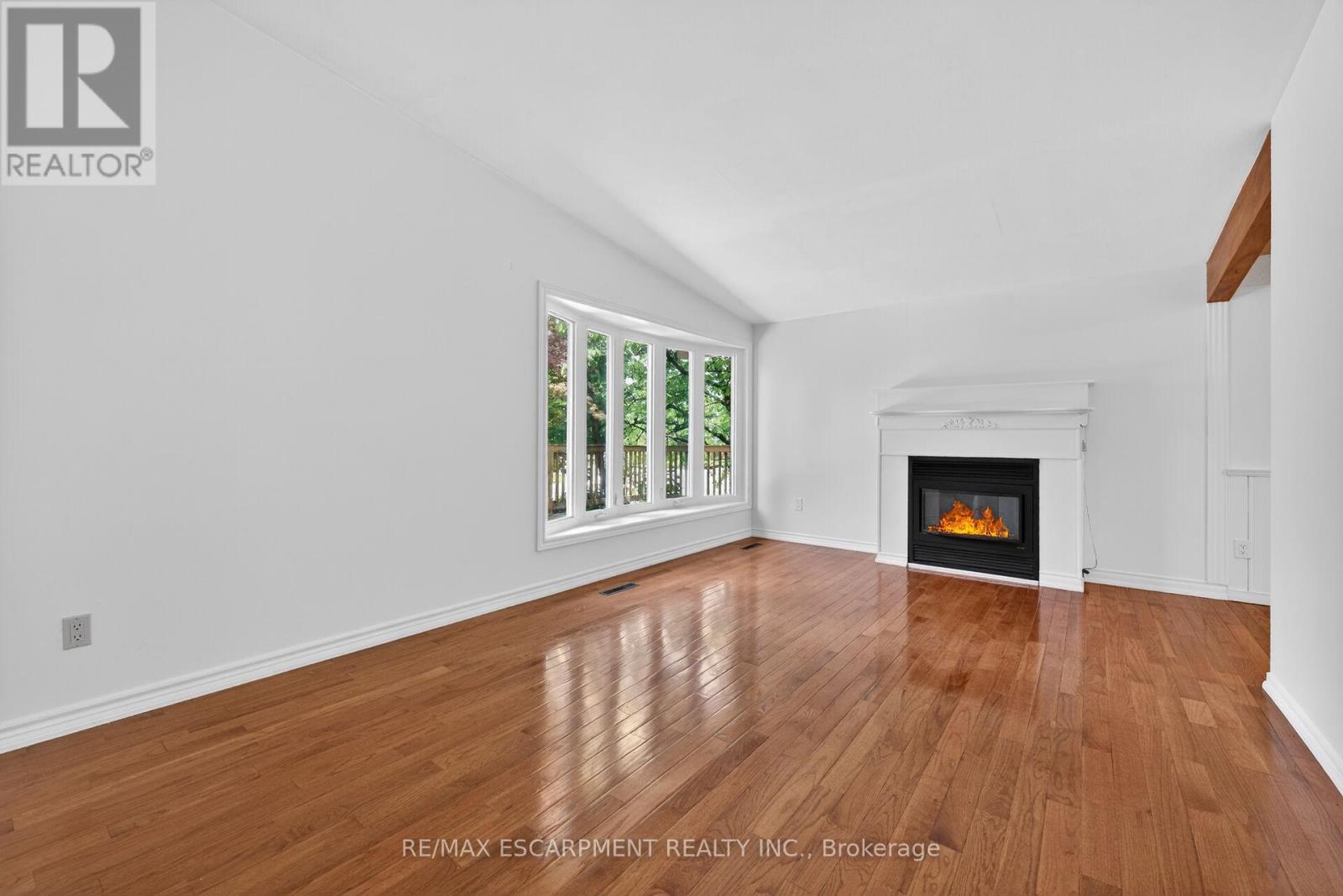 217 West 15th Street, Hamilton, Ontario  L9C 4B4 - Photo 9 - X13251090