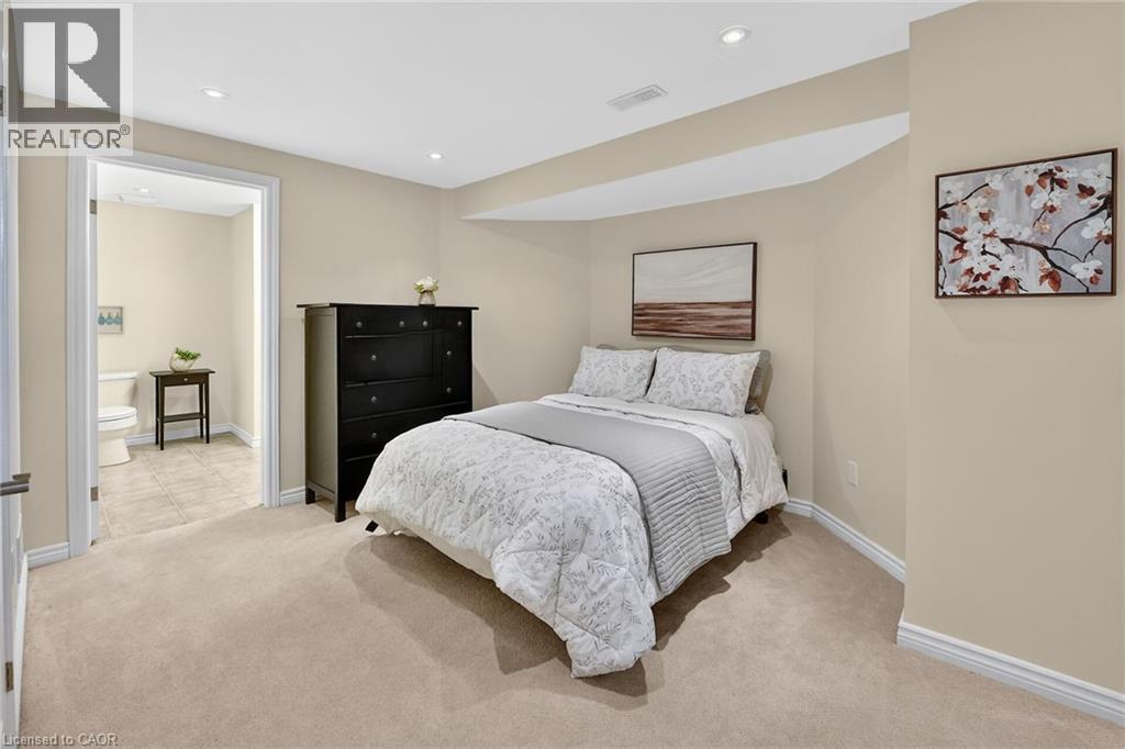 24 Heathcote Court, Grimsby, Ontario  L3M 0A6 - Photo 48 - 40836811