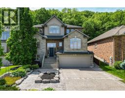 24 HEATHCOTE Court, Grimsby, Ontario