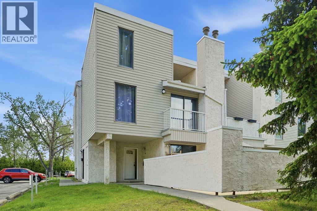 411, 3500 Varsity Drive NW, Calgary, Alberta  T2L 1Y3 - Photo 1 - A2318302