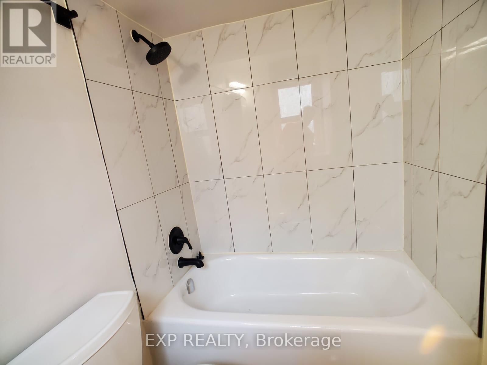 1c - 575 Pape Avenue, Toronto, Ontario  M4K 3R5 - Photo 4 - E13251542