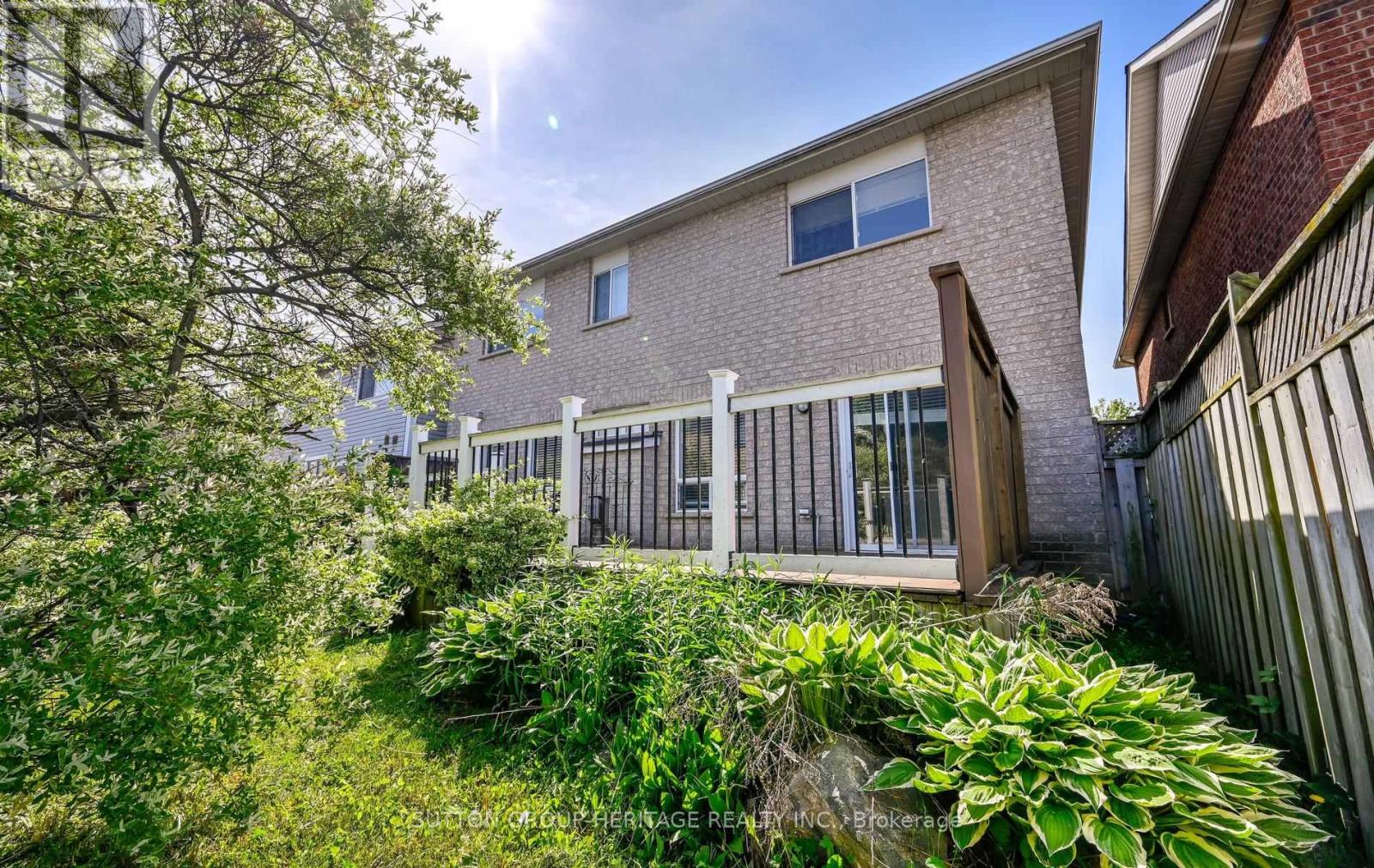 10 Greenhalf Drive, Ajax, Ontario  L1S 7N6 - Photo 25 - E13169516