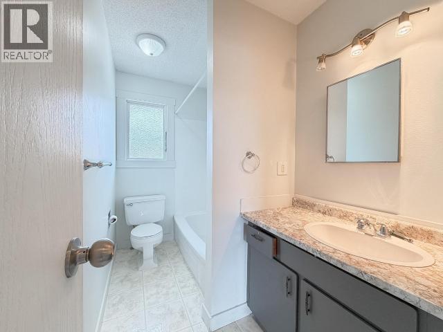 18-20 Harper Street, Faro, Yukon  Y0B 1K0 - Photo 19 - 17337