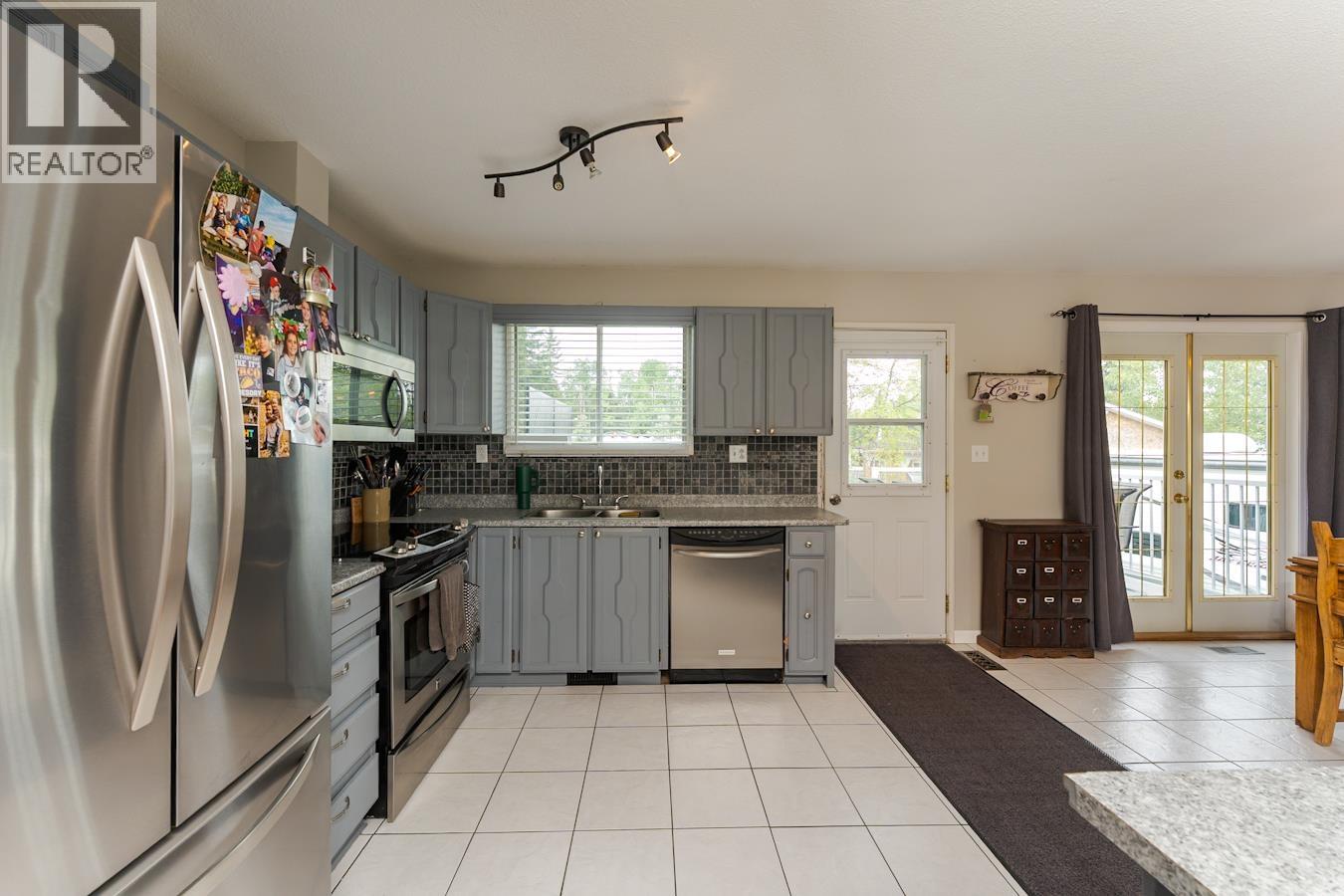 9141 Viking Road, Prince George, British Columbia  V2K 5T7 - Photo 5 - R3132394