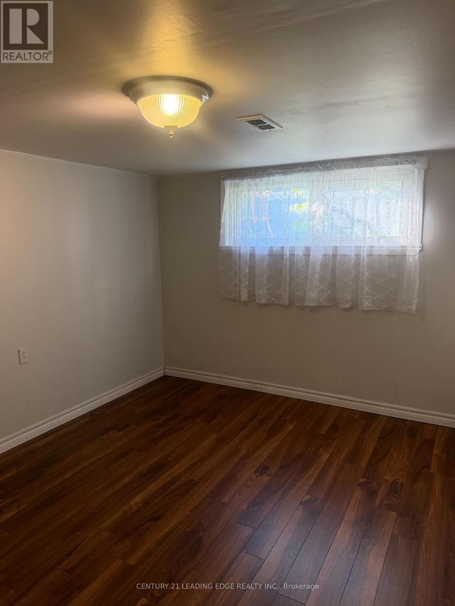 Bsmt - 62 Lombardy Crescent, Toronto, Ontario  M1K 4N9 - Photo 15 - E13110616