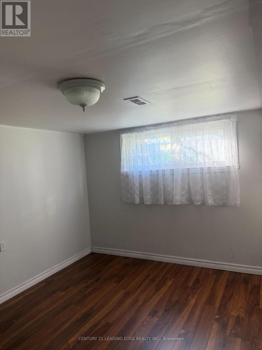 Bsmt - 62 Lombardy Crescent, Toronto, Ontario  M1K 4N9 - Photo 12 - E13110616