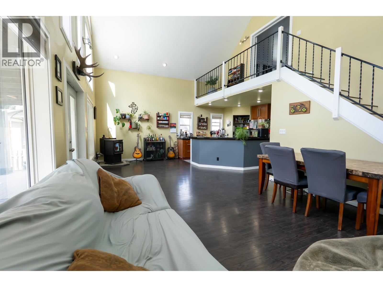369 Stewart Street, Vanderhoof, British Columbia  V0J 3A0 - Photo 6 - R3132776