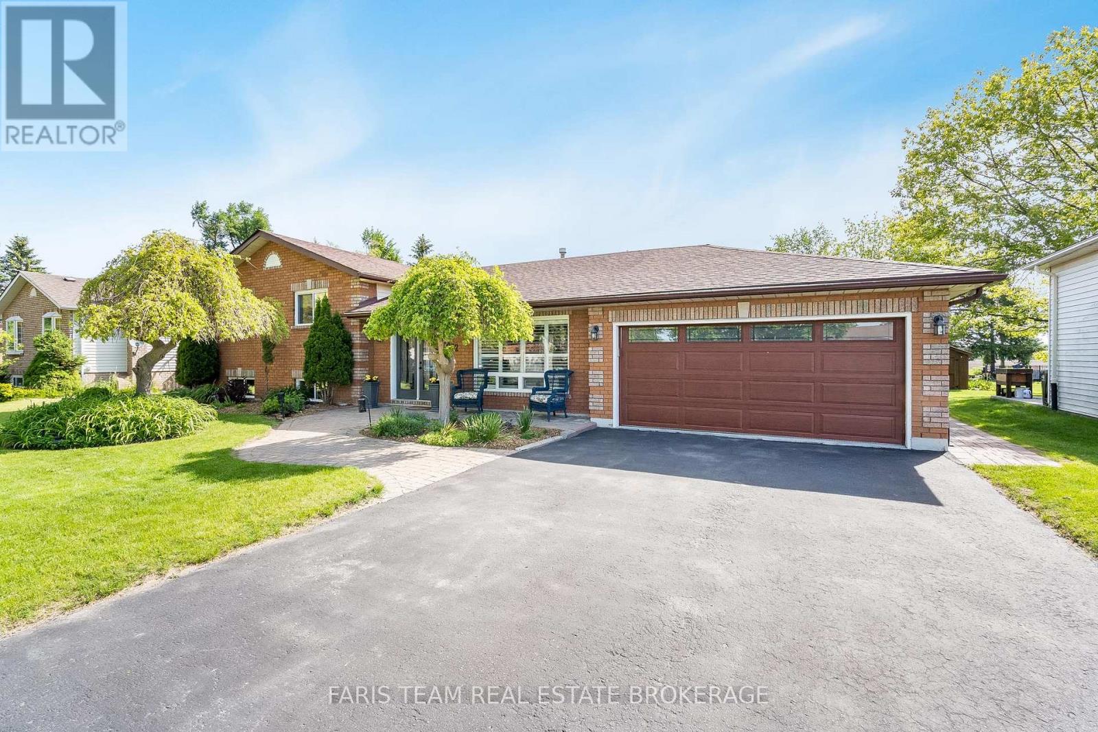 2032 CHANTLER STREET, Innisfil, Ontario
