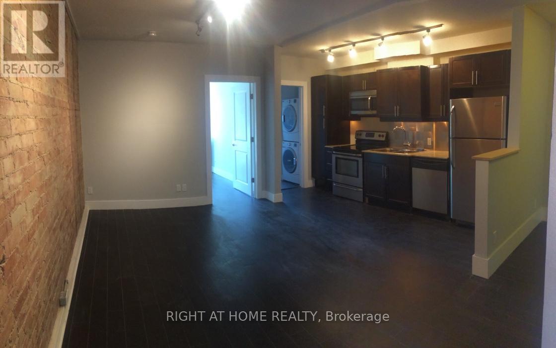 194a Carlton Street, Toronto, Ontario  M4X 1M7 - Photo 11 - C13252804