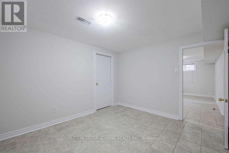 Bsmt - 52 Farrell Avenue, Toronto, Ontario  M2R 1C9 - Photo 19 - C13253808