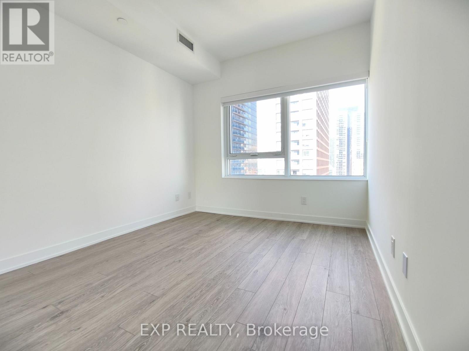 1704 - 609 Sherbourne Street, Toronto, Ontario  M4X 1K7 - Photo 12 - C13251976