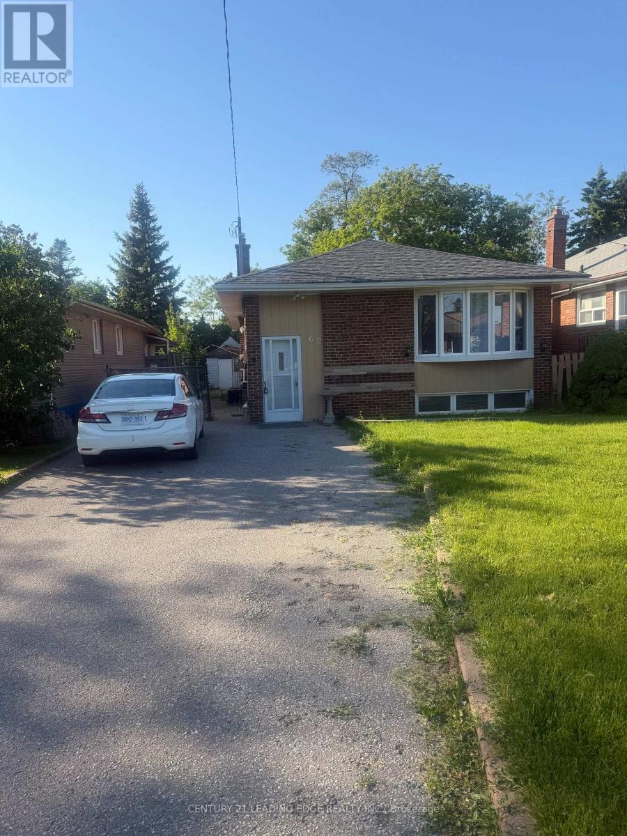 MAIN - 62 LOMBARDY CRESCENT, Toronto, Ontario