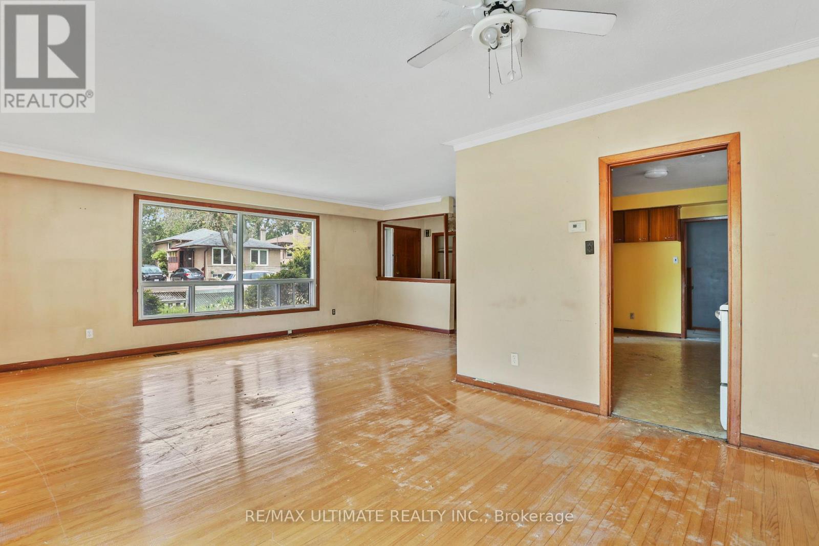 7 Eastpark Boulevard, Toronto, Ontario  M1H 1C5 - Photo 4 - E13255418