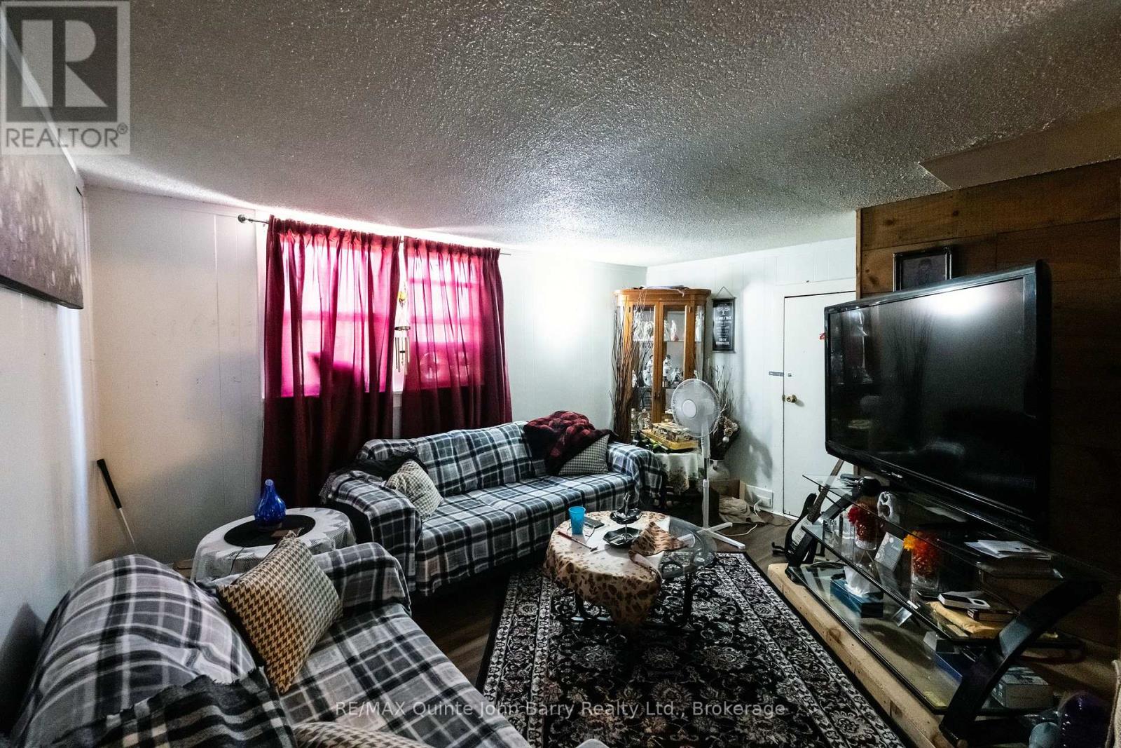 15 Mercia Street, Quinte West, Ontario  K8V 2P2 - Photo 36 - X13250418
