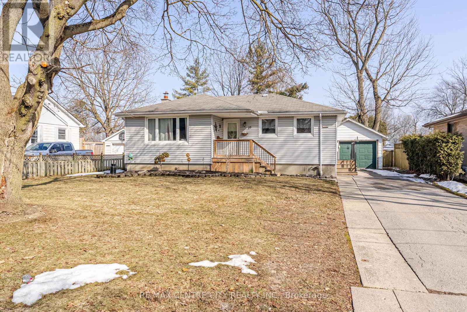 29 York Street, Aylmer, Ontario  N5H 2G8 - Photo 3 - X13255804