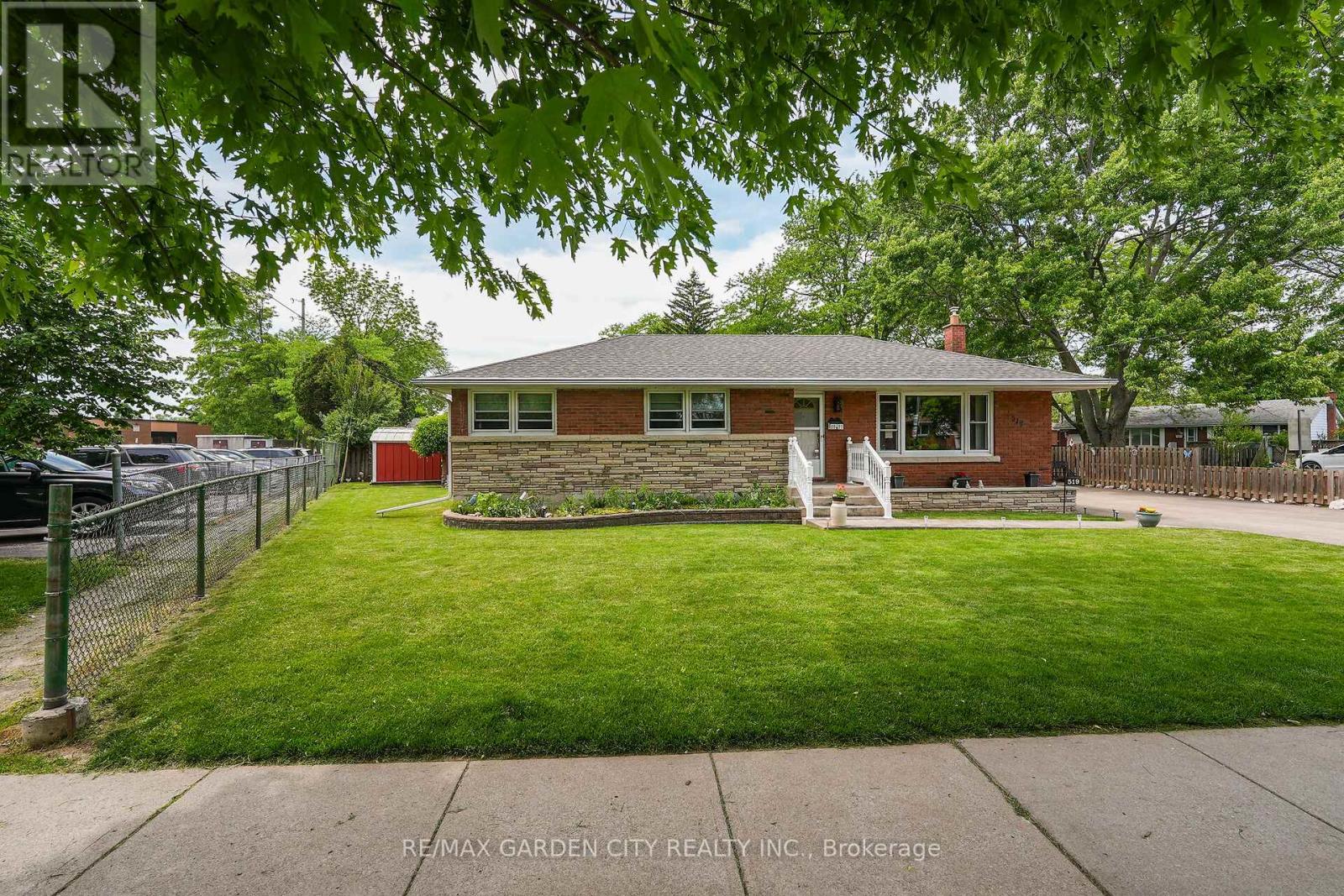 519 Bunting Road, St. Catharines, Ontario  L2M 3A9 - Photo 3 - X13253814