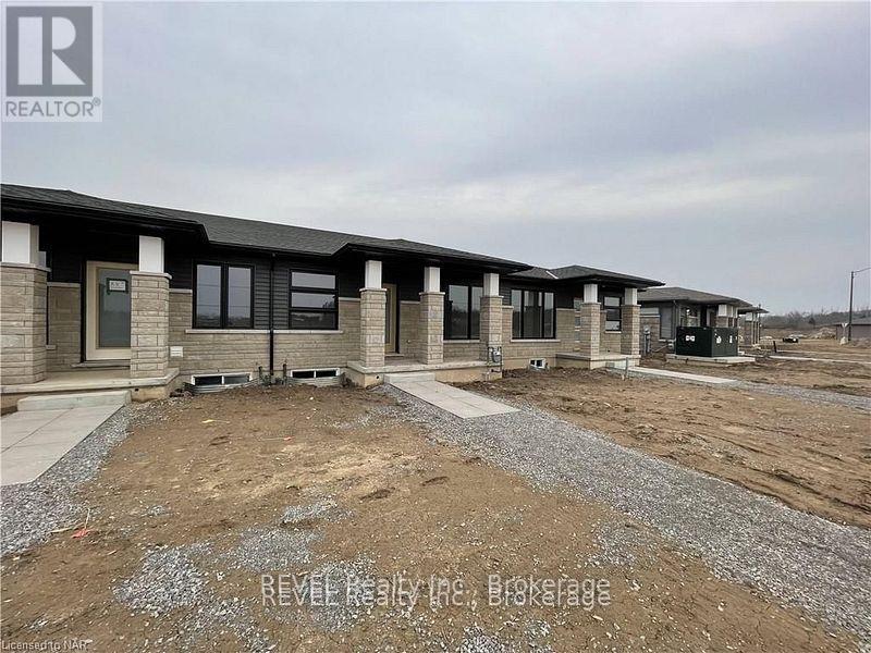 86 Summersides Boulevard, Pelham, Ontario  L0S 1E6 - Photo 3 - X13254672