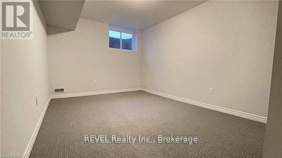 86 Summersides Boulevard, Pelham, Ontario  L0S 1E6 - Photo 17 - X13254672