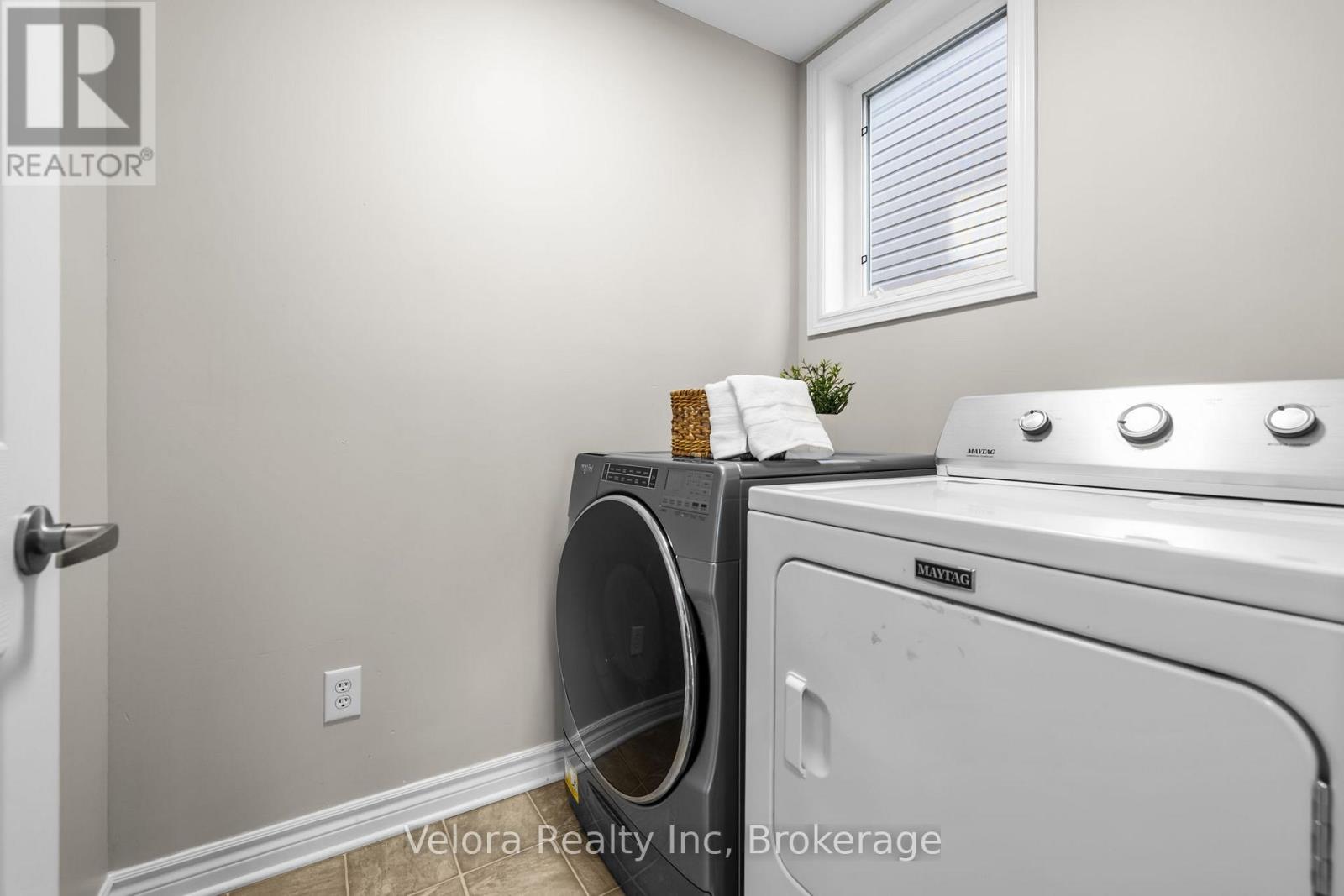 607 Rosehill Avenue, Ottawa, Ontario K2S 0K3 - Photo 11 - X13241160