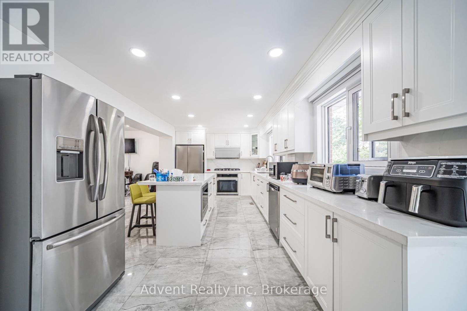 95 Pringle Avenue, Markham, Ontario  L3P 3L4 - Photo 10 - N13251682