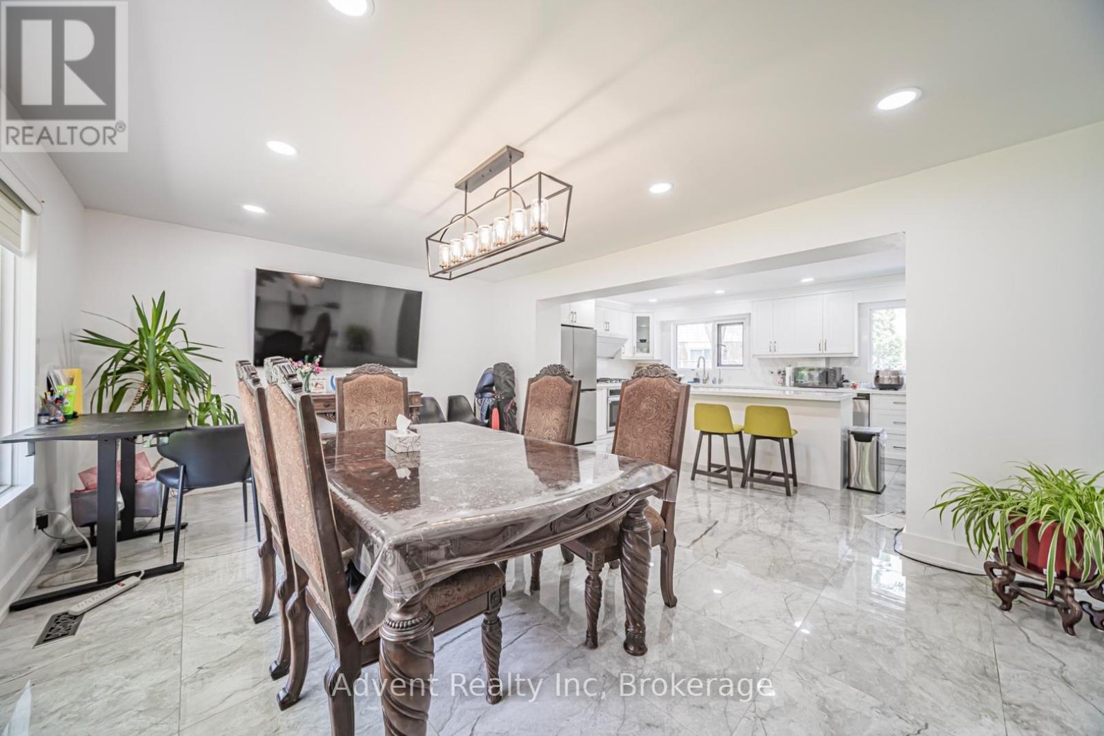 95 Pringle Avenue, Markham, Ontario  L3P 3L4 - Photo 5 - N13251682