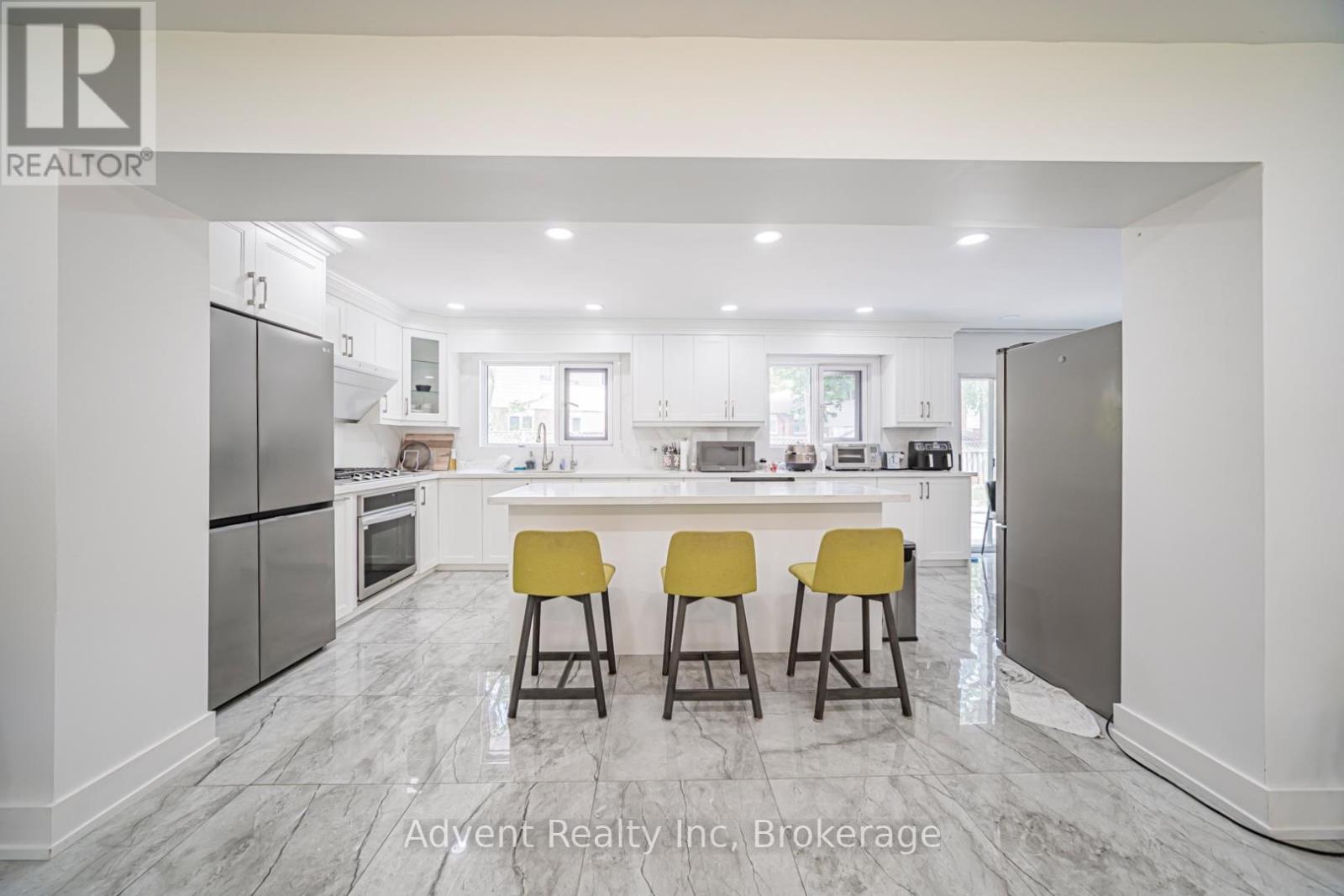 95 Pringle Avenue, Markham, Ontario  L3P 3L4 - Photo 8 - N13251682