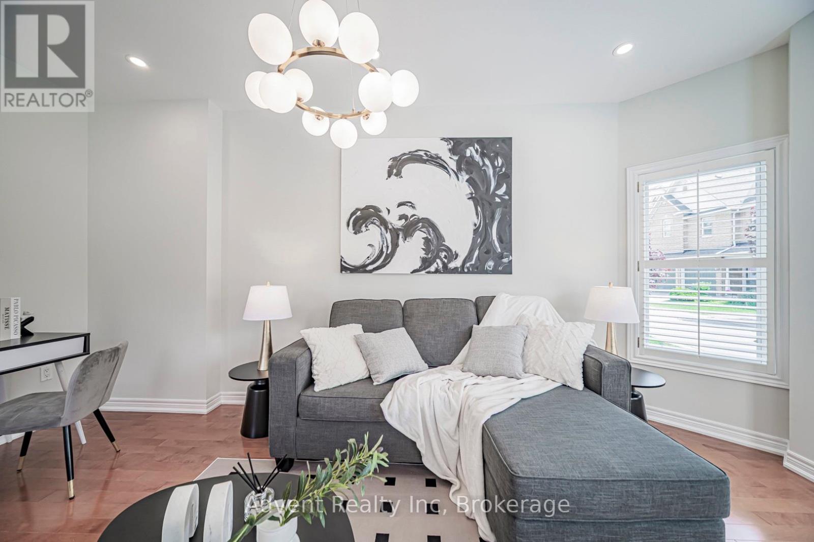 2 Albert Baily Way, Markham, Ontario  L3R 5P5 - Photo 4 - N13251910