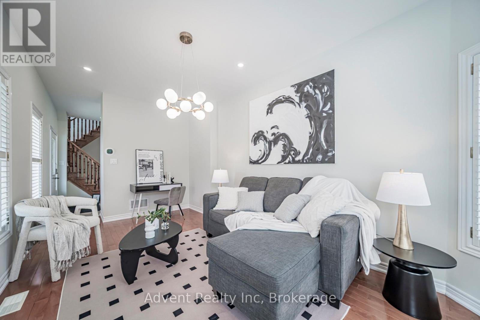 2 Albert Baily Way, Markham, Ontario  L3R 5P5 - Photo 5 - N13251910