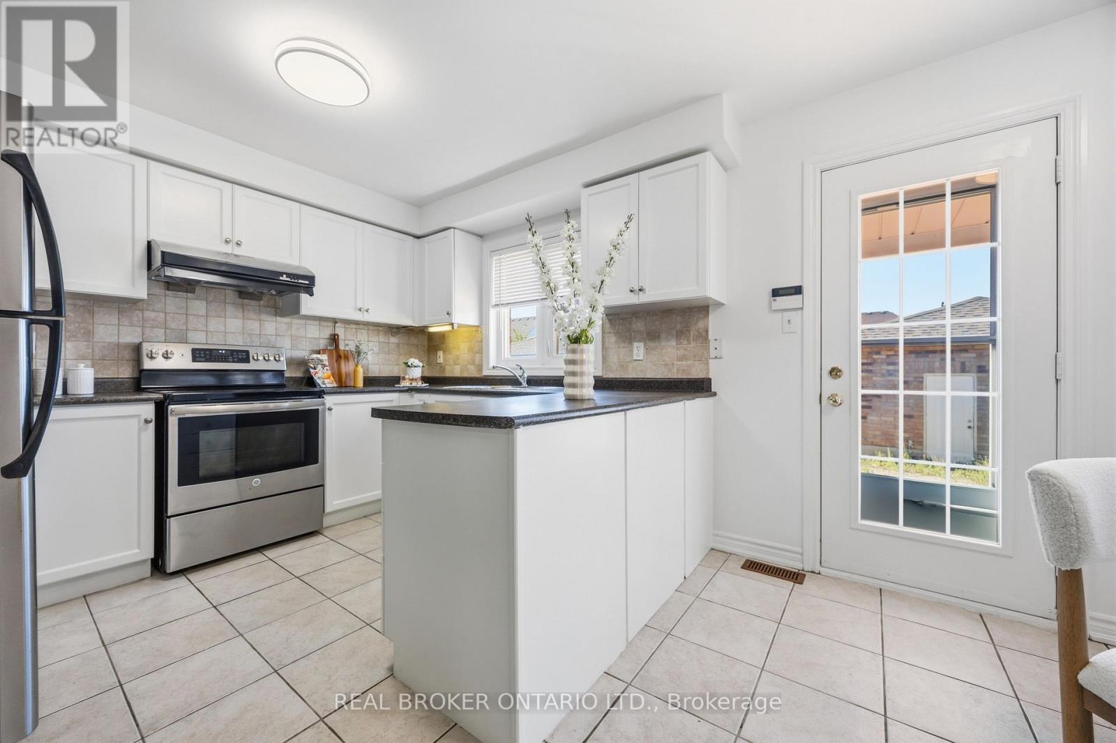 161 South Unionville Avenue, Markham, Ontario  L3R 5X6 - Photo 12 - N13252374