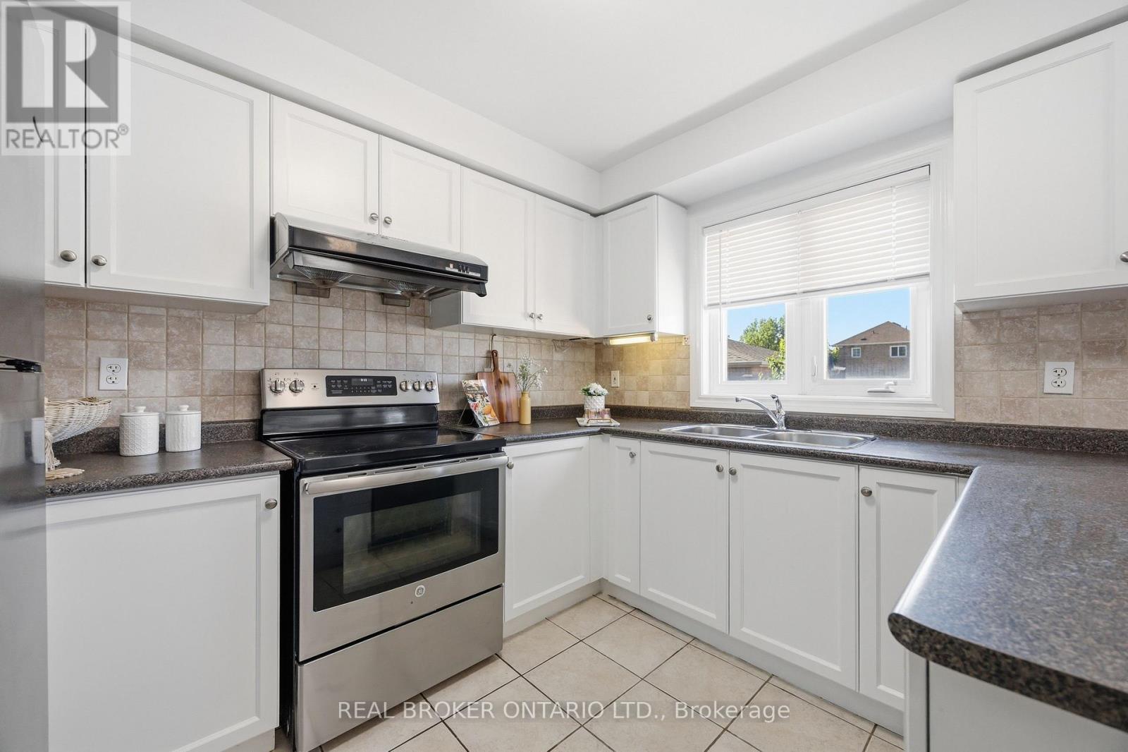 161 South Unionville Avenue, Markham, Ontario  L3R 5X6 - Photo 14 - N13252374