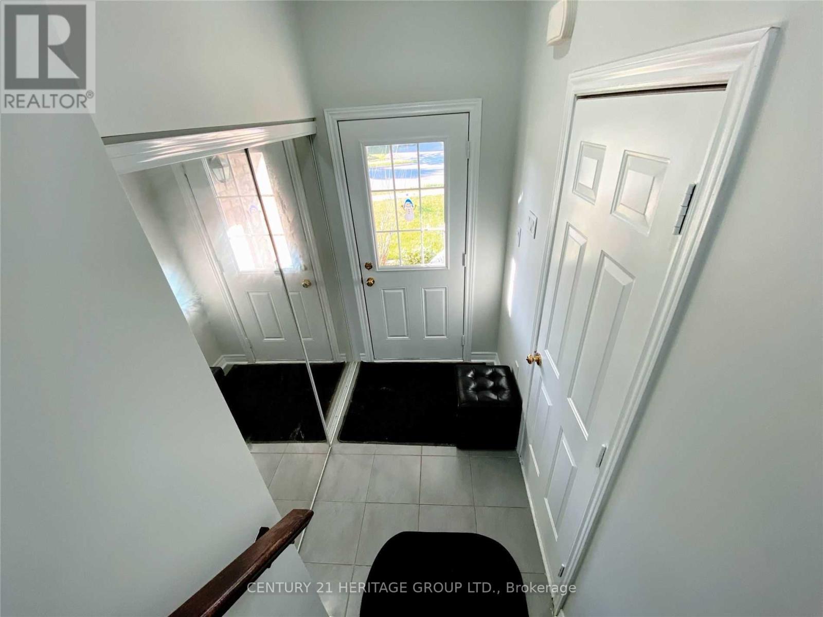 115 Harvest Hills Boulevard, East Gwillimbury, Ontario  L9N 0B4 - Photo 3 - N13253868