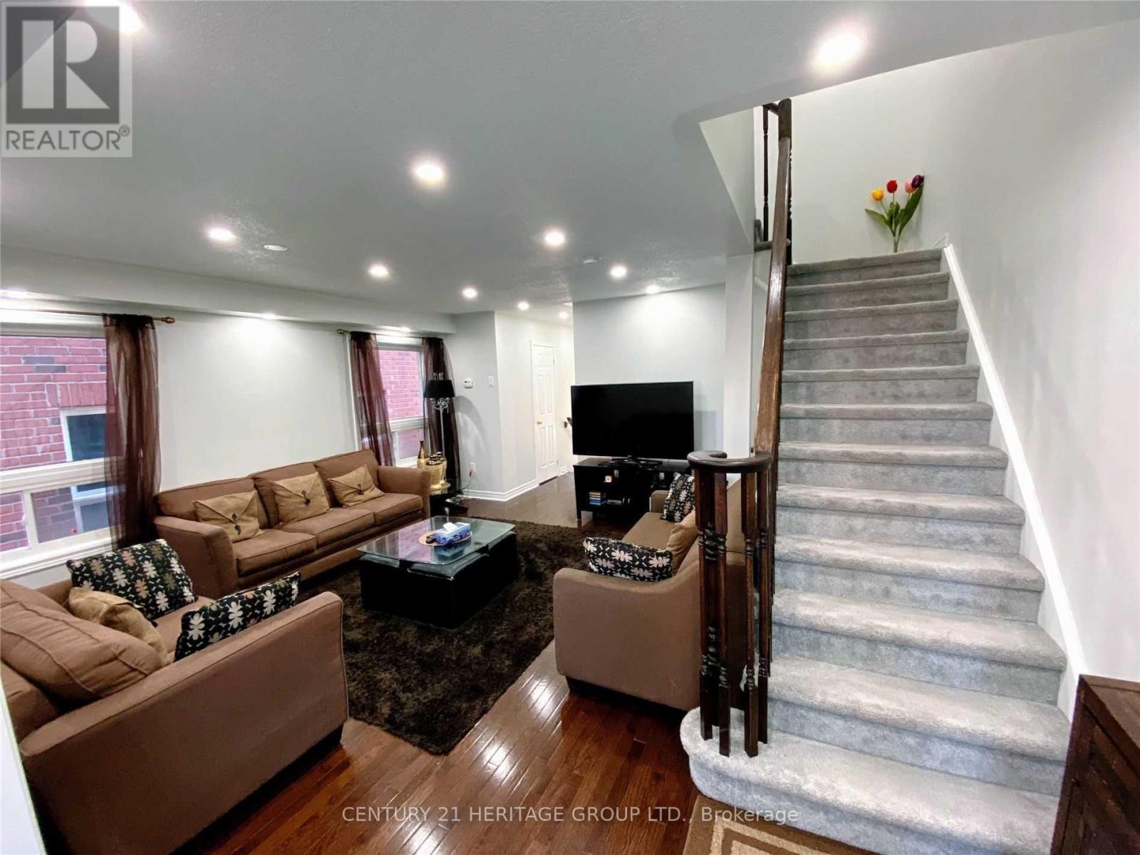 115 Harvest Hills Boulevard, East Gwillimbury, Ontario  L9N 0B4 - Photo 5 - N13253868