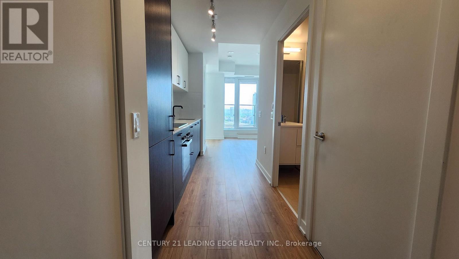 1506 - 5 QUARRINGTON LANE, Toronto, Ontario