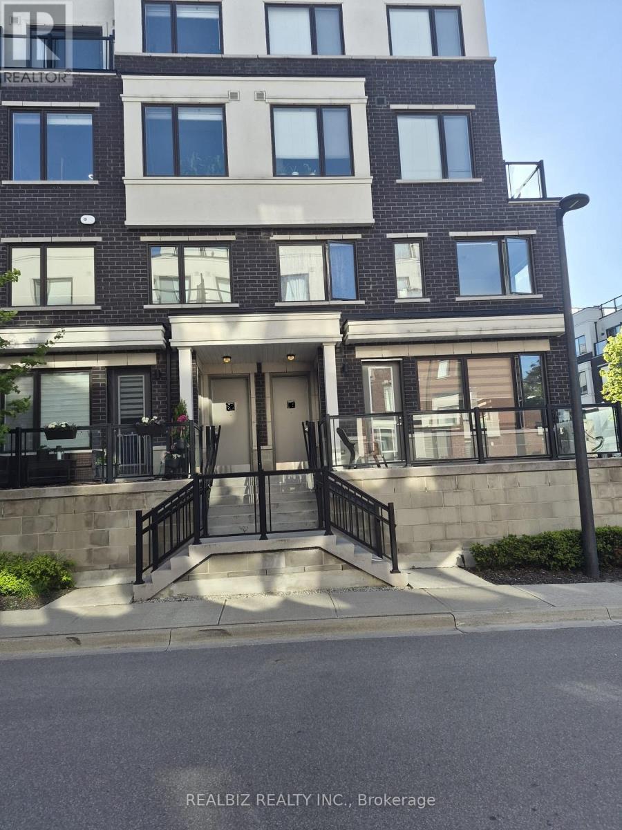 77 - 400 ALEX GARDNER CIRCLE, Aurora, Ontario